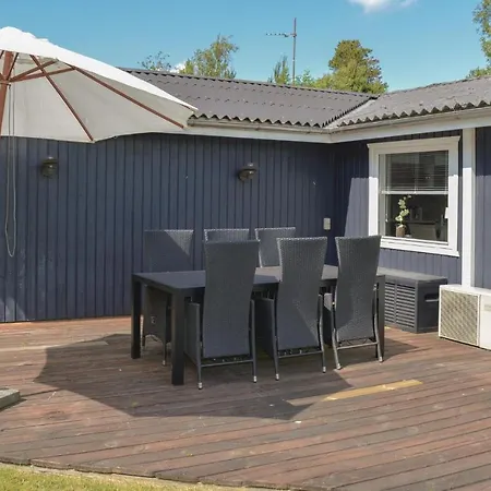Holiday home Gorgeous In With Kitchen Strandby