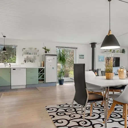 Holiday home Gorgeous In With Kitchen Strandby