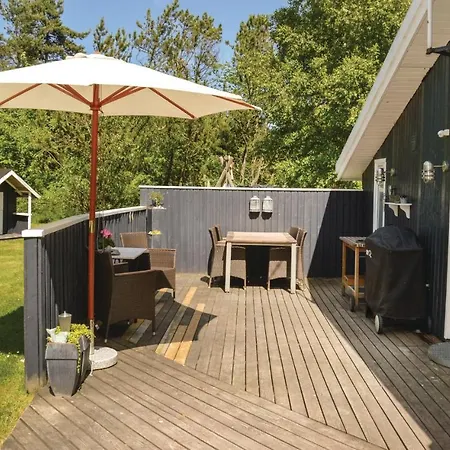 Gorgeous In With Kitchen Holiday home Strandby